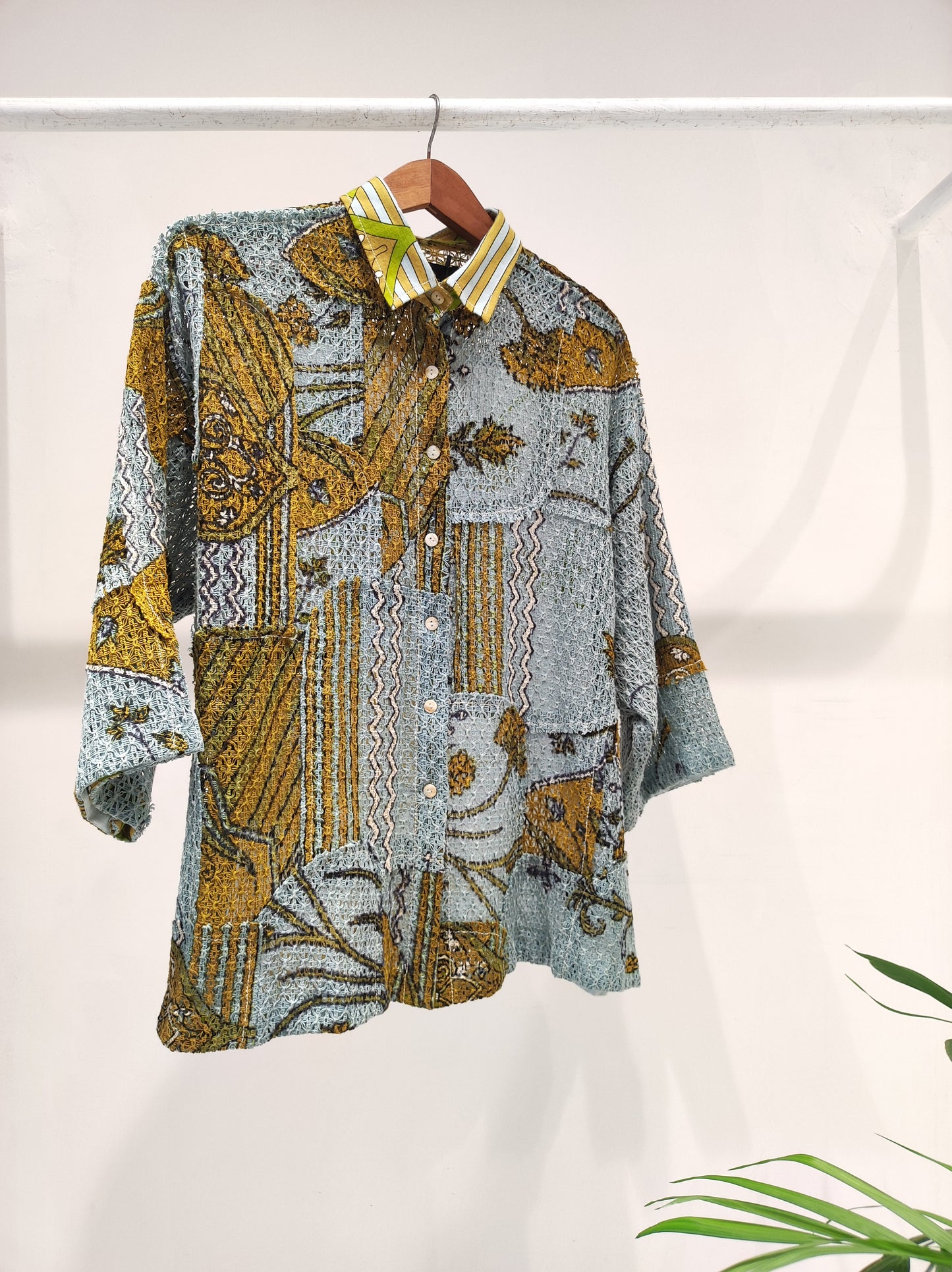 Sky Cotton-net Patch Shirt