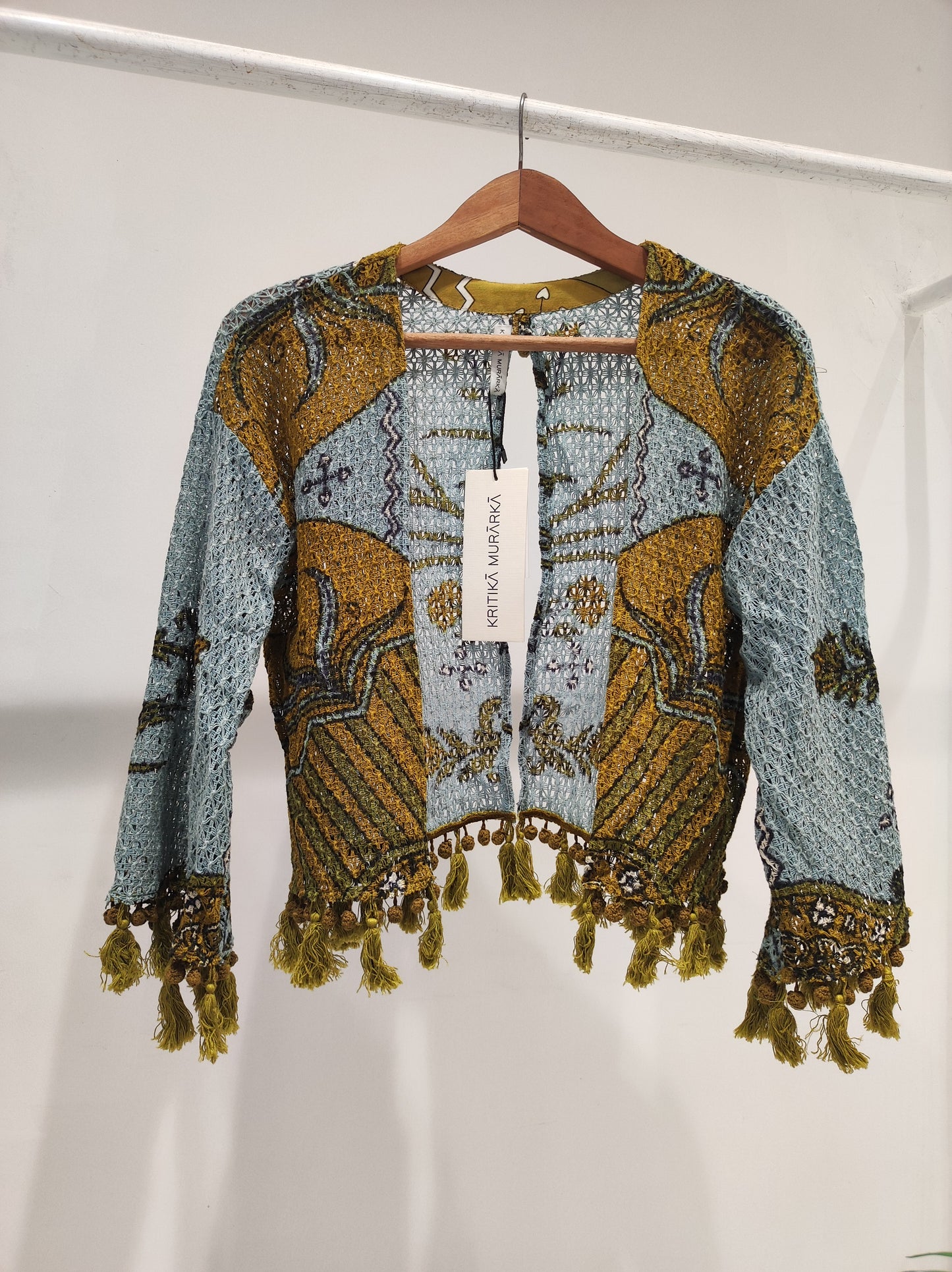 Sky Cotton Net Tassel Cape