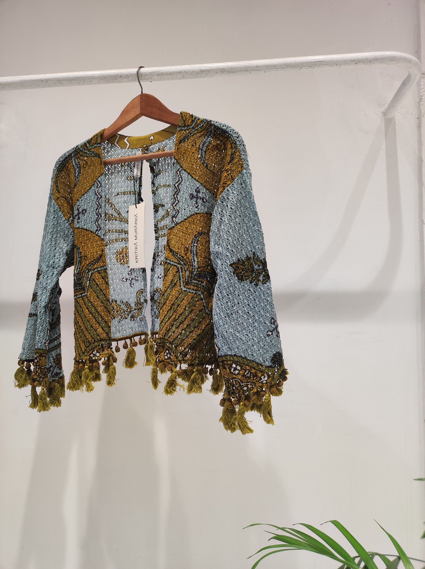 Sky Cotton Net Tassel Cape