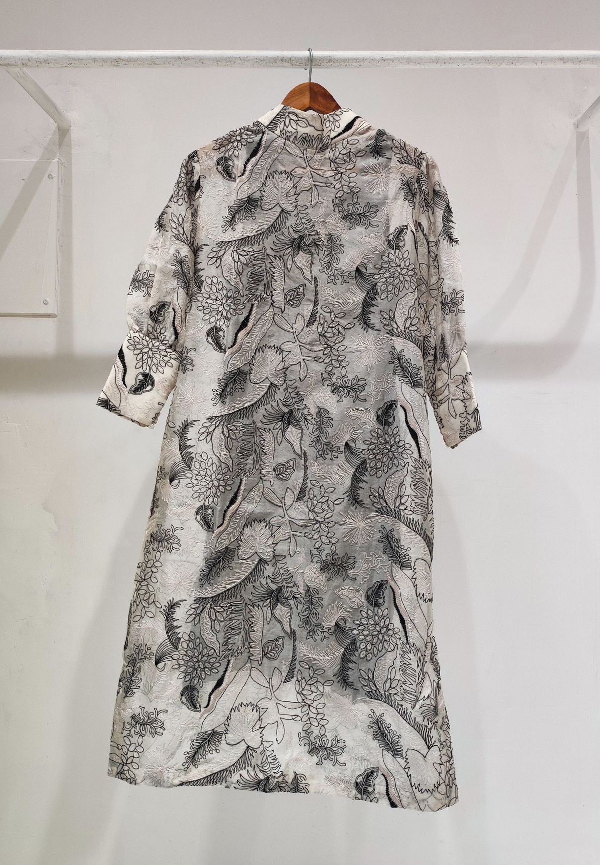 Black White Organza Cuff Midi