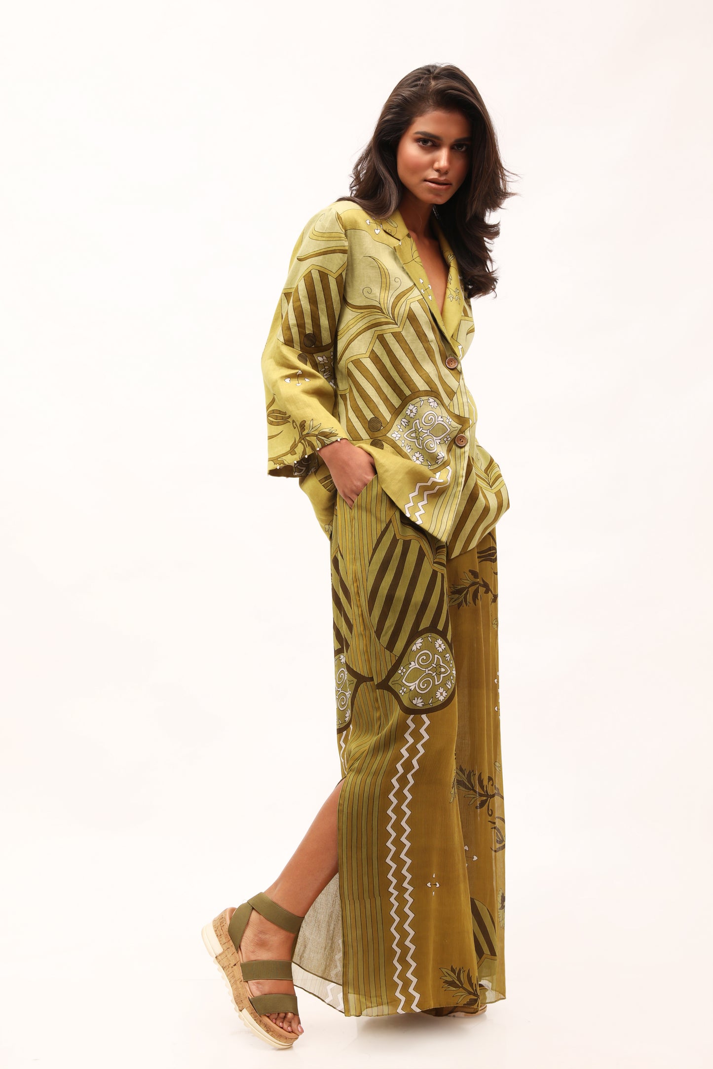 Olive Chiffon Wide Pants With Paisley Patterns