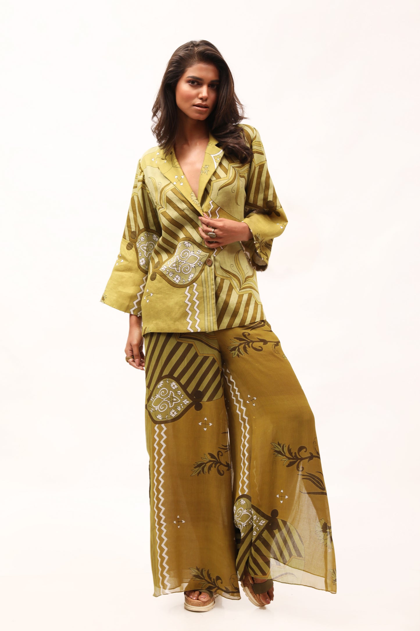 Olive Chiffon Wide Pants With Paisley Patterns