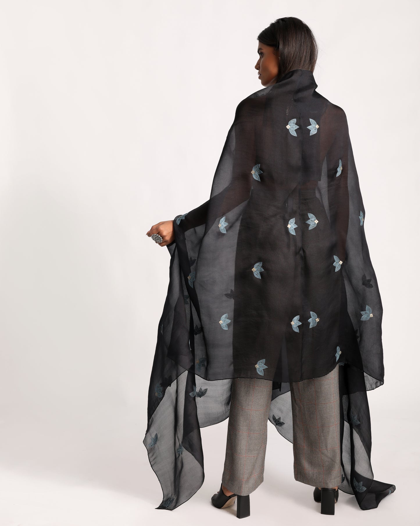 Front Knot Organza Silk Cape Set