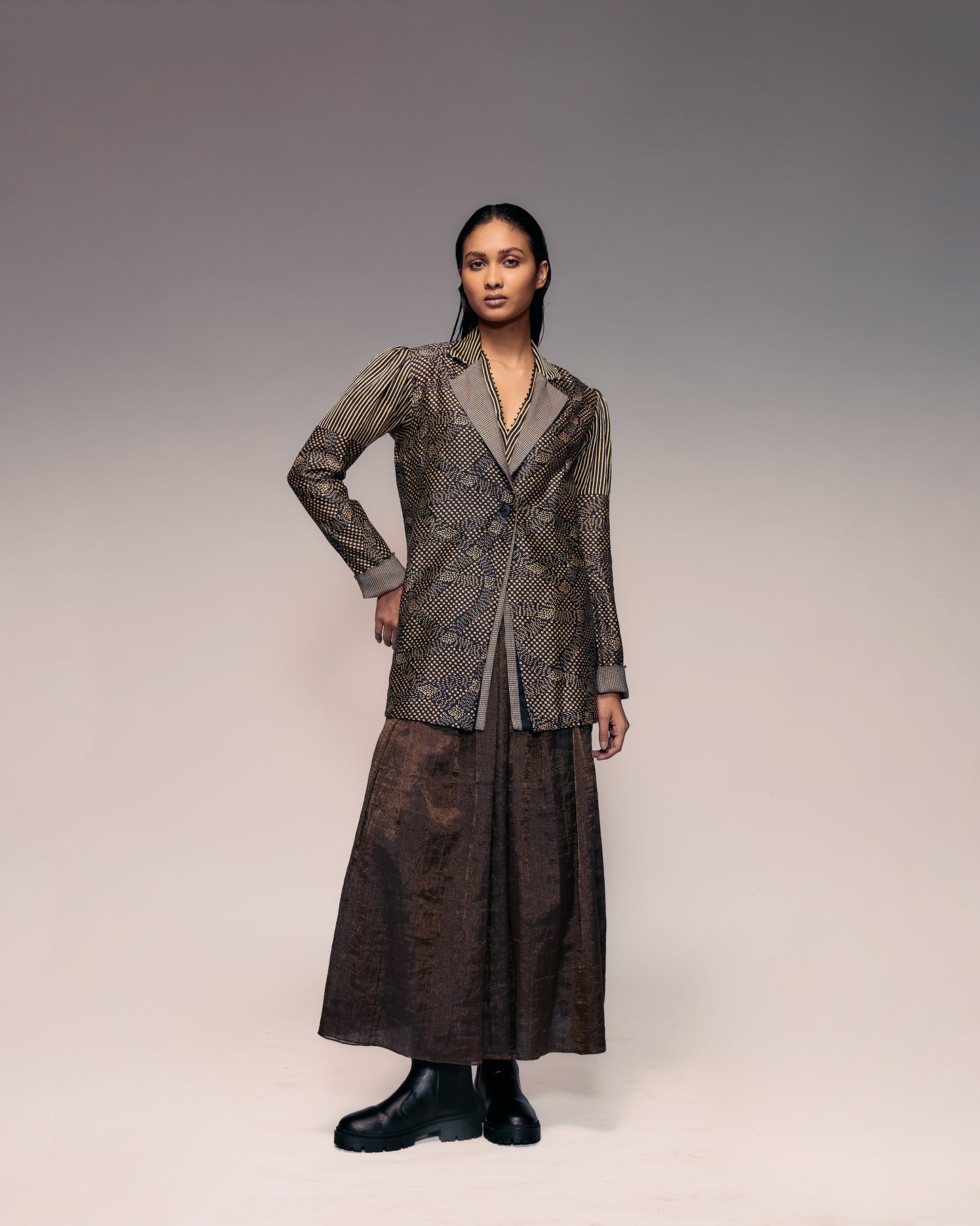 Munga Silk Patch Blazer