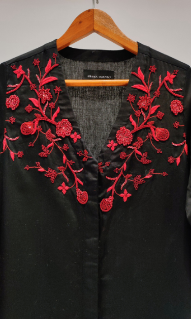 Helen Black Red Emb Dress